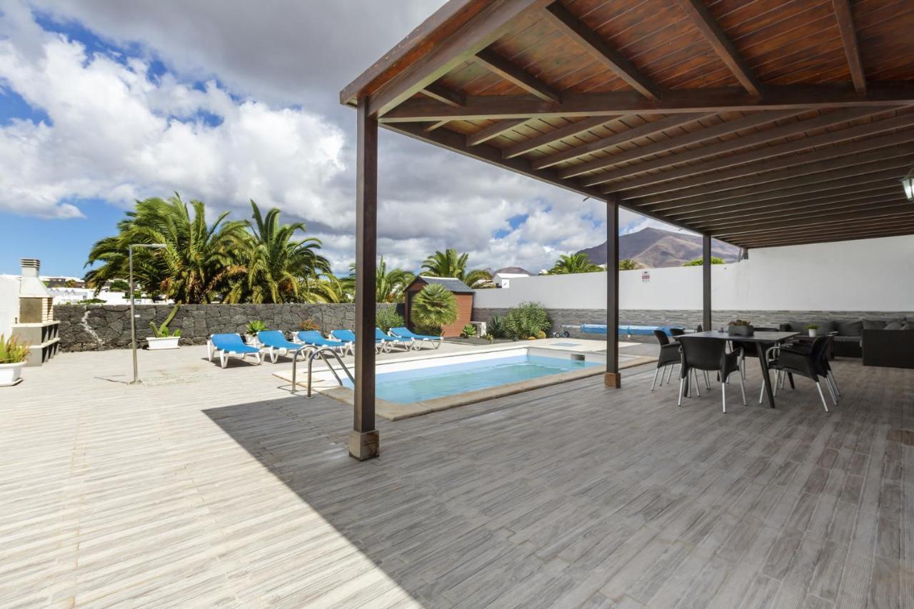 Villa Soleada - Vipvipvillas Playa Blanca  Exterior photo